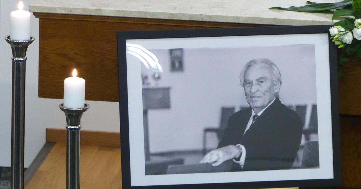 Serviço fúnebre para o apóstolo aposentado Günter Wiktor: “Fidelidade na fé, proximidade à comunidade”